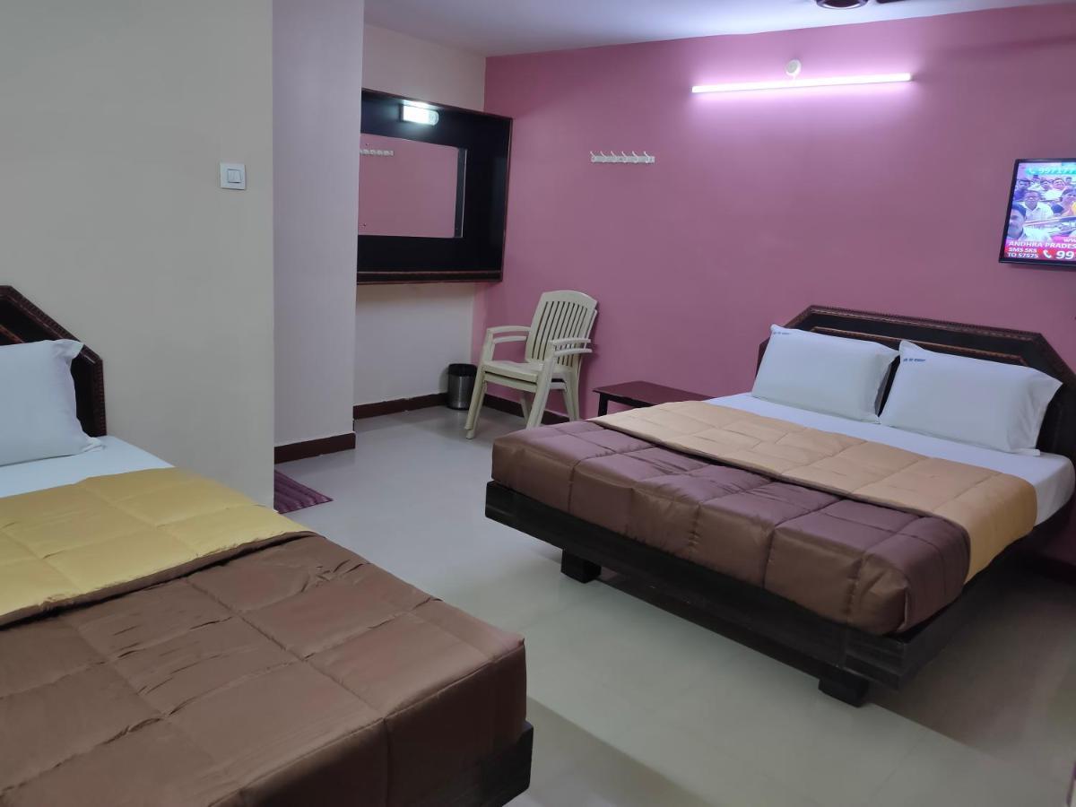 Hotel Dkr Residency Tirupati Exterior photo