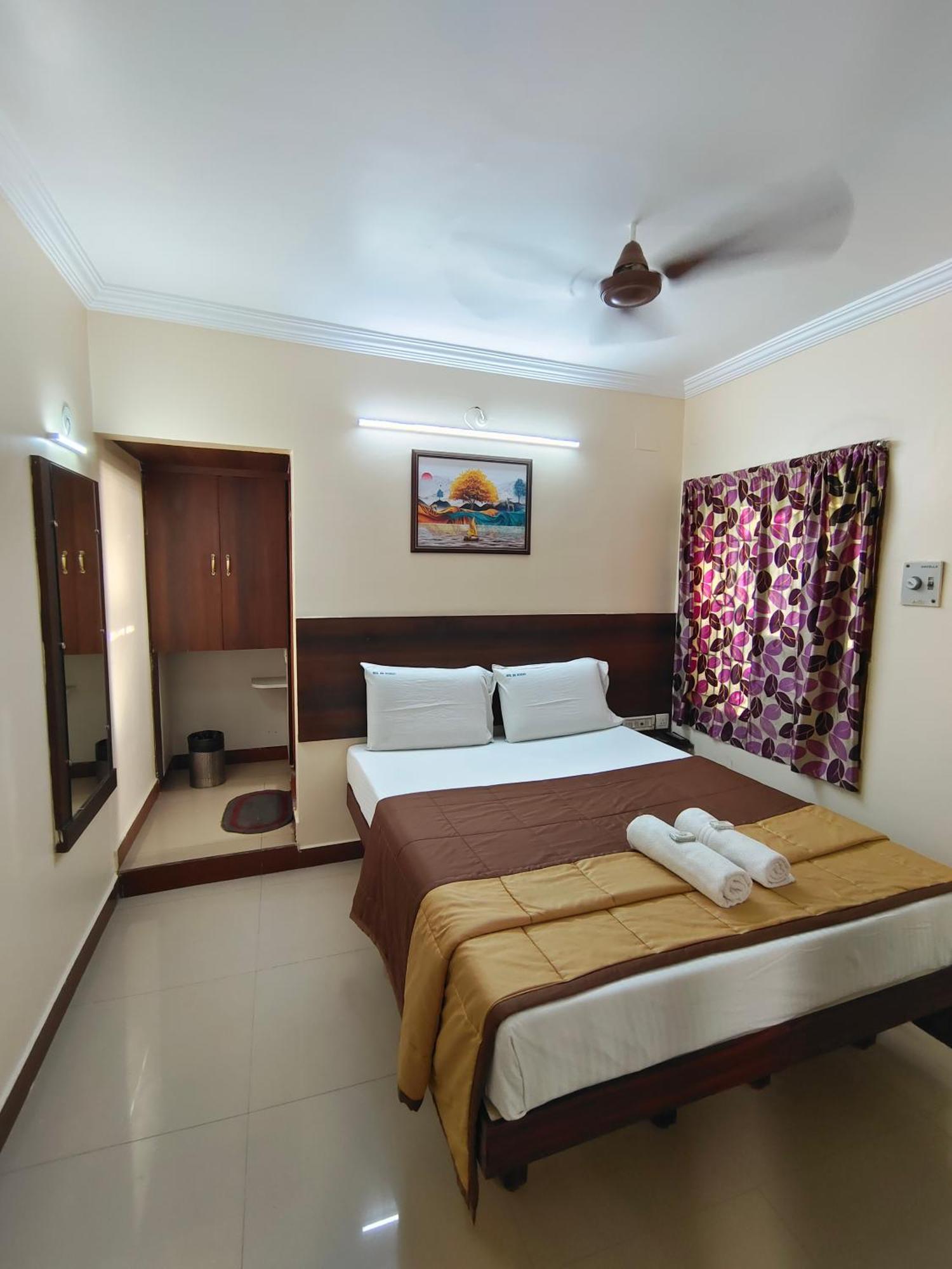 Hotel Dkr Residency Tirupati Exterior photo