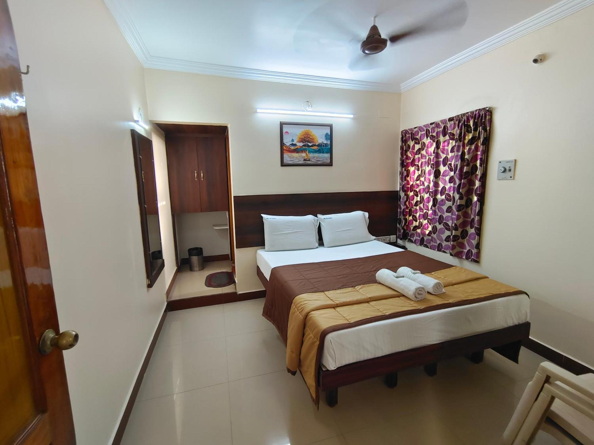 Hotel Dkr Residency Tirupati Exterior photo