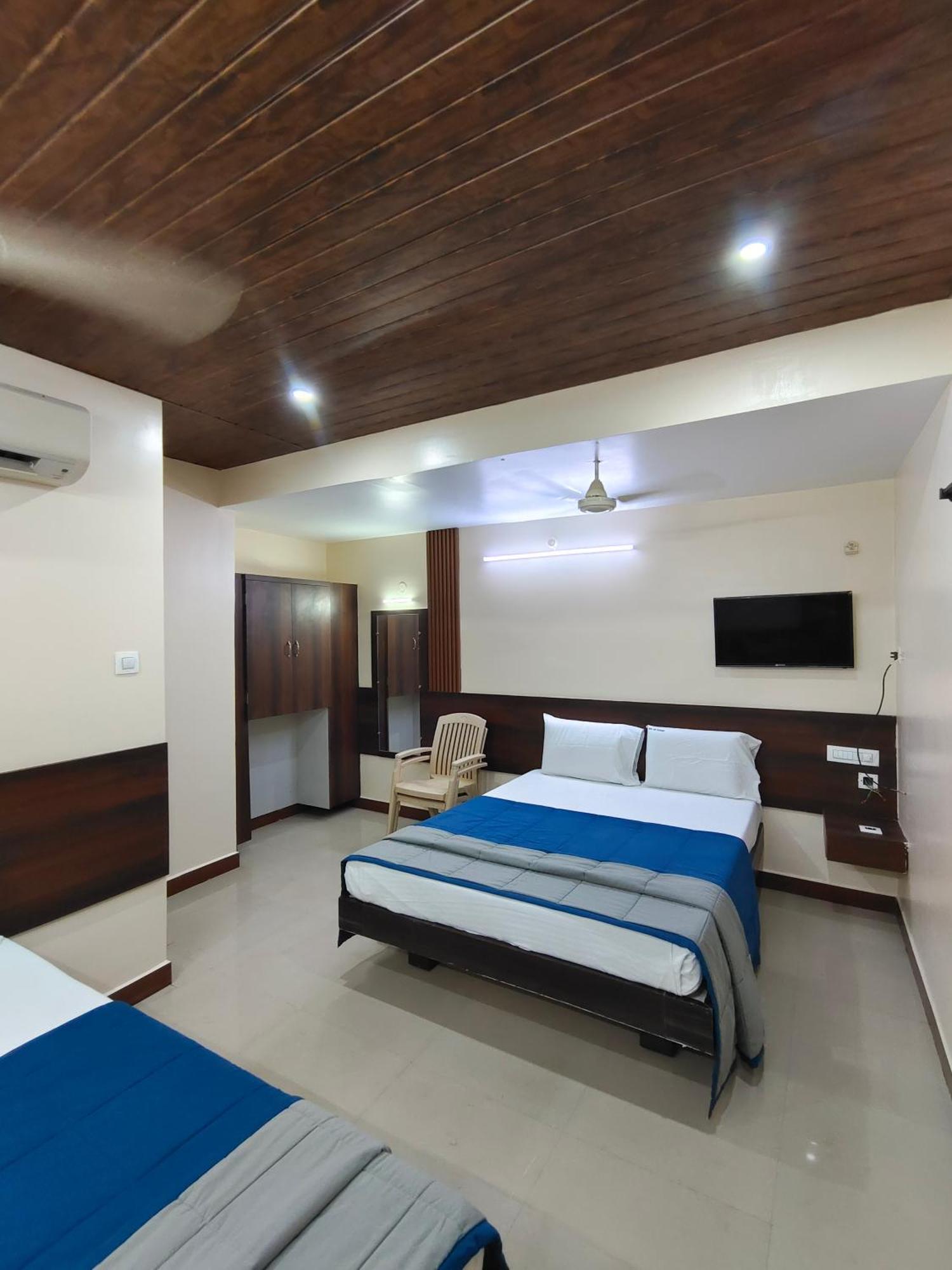 Hotel Dkr Residency Tirupati Exterior photo